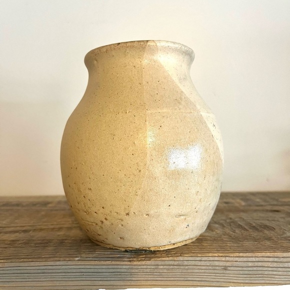 OOAK Ivory tan art pottery vase - Picture 1 of 5